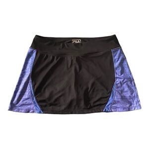 FILA-WOMENS ATHLETIC SKORT-SIZE MEDIUM